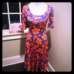 LuLaRoe Nicole XS NWOT